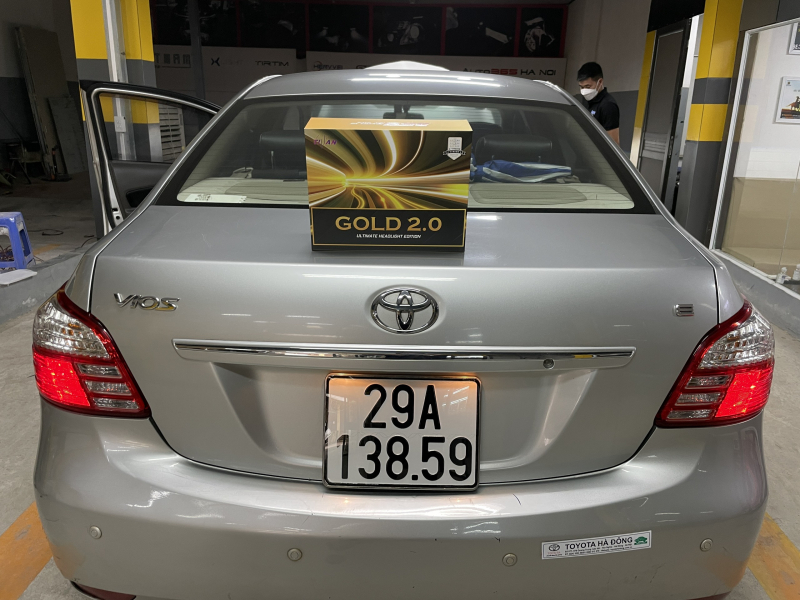 Độ đèn nâng cấp ánh sáng Nâng cấp bi led Titan Gold 2.0 cho xe Toyota Vios